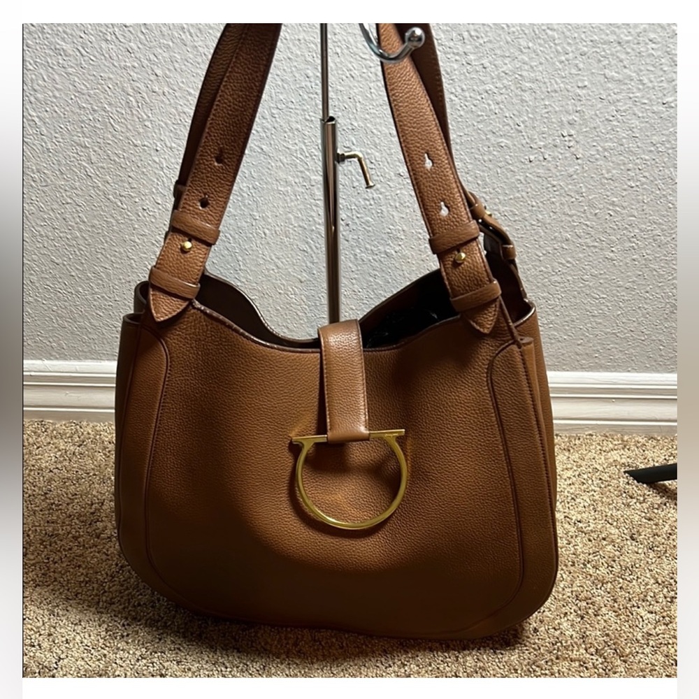 Salvatore Ferragamo Brown Leather Shoulder Bag